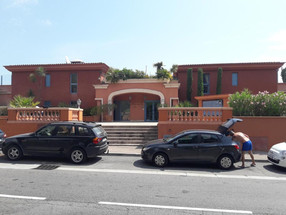French Riviera 1 Bedroom On The Beach Facing Cannes 泰晤勒·苏尔·梅尔 外观 照片